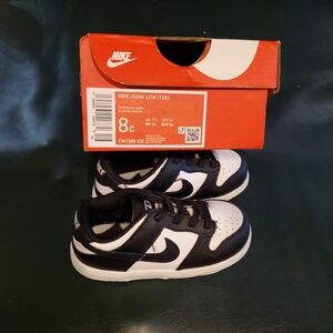 Nike dunks low Pandas size 8c